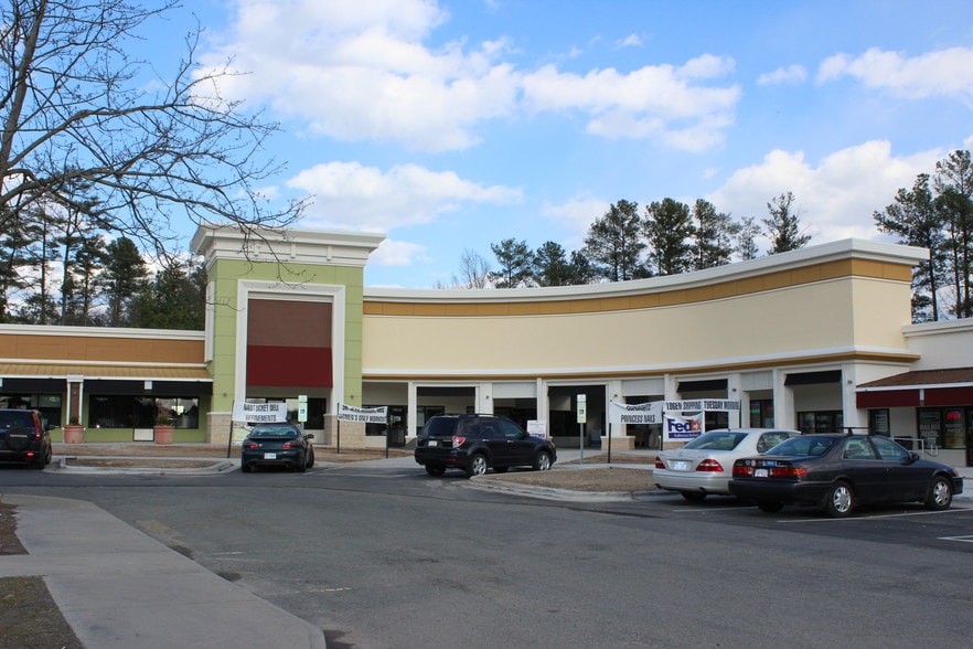More Photos Of 1728 Fordham Blvd, Chapel Hill Freestanding For Lease