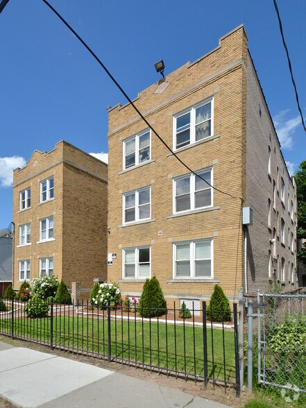 More Photos Of 12-16 Groton St, Hartford Apartments For Sale