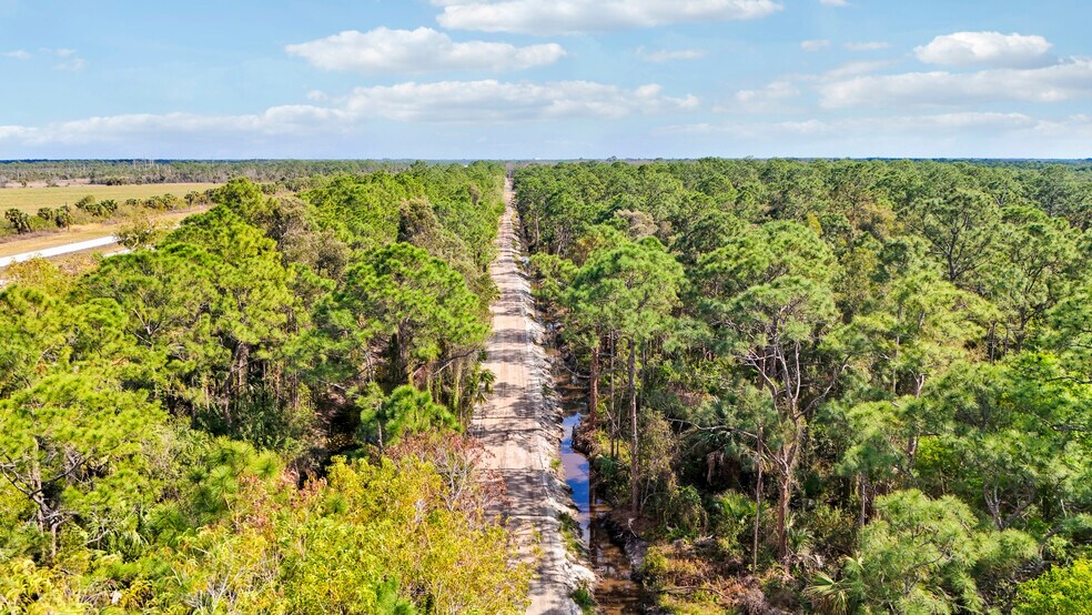 More Photos Of 11500 SW Warfield Blvd, Indiantown Land For Sale