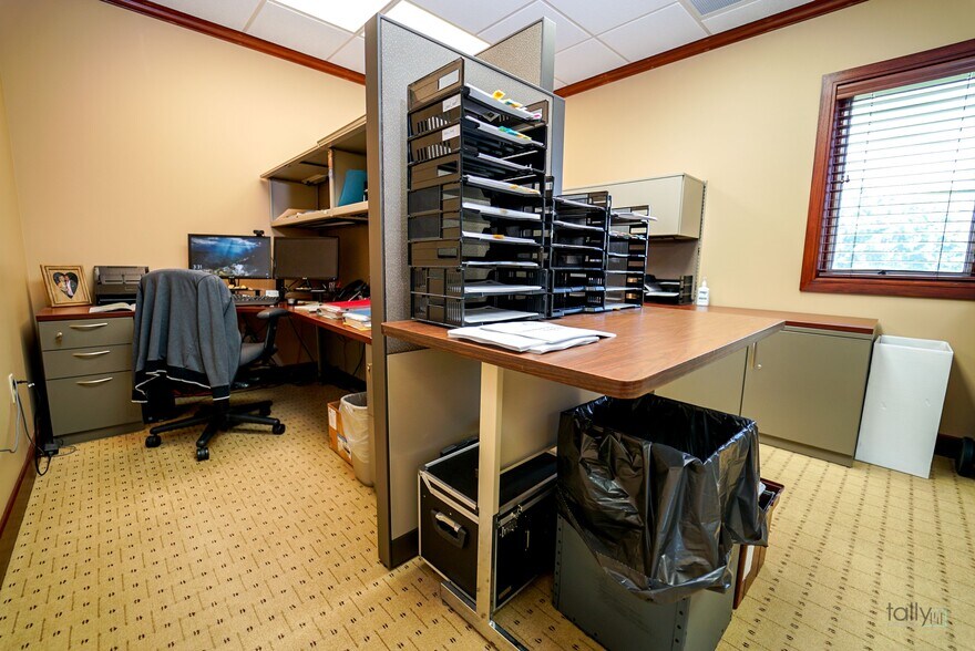 More Photos Of 3032 W Stolley Park Rd, Grand Island Office For Lease
