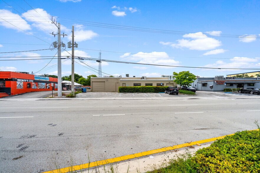 More Photos Of 380 SW 12th Ave, Pompano Beach Warehouse For Sale