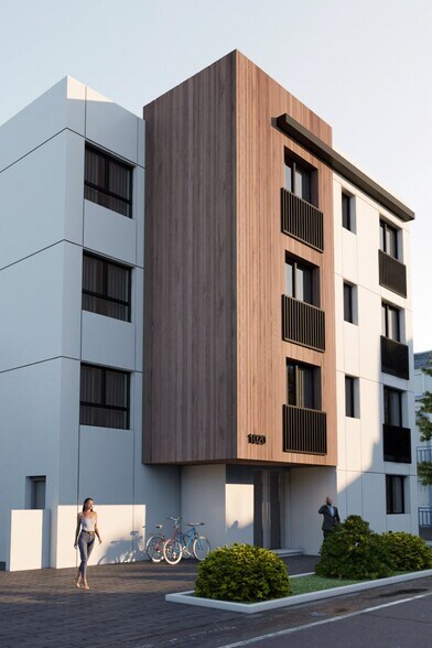 Primary Photo Of 1020 N Ardmore Ave, Los Angeles Land For Sale