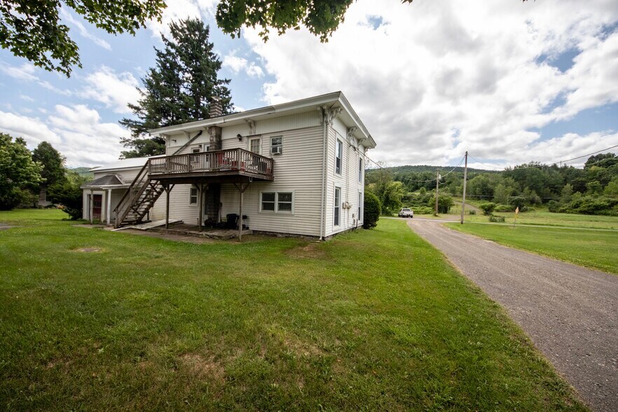 More Photos Of 571 Southside Dr, Oneonta Apartments For Sale