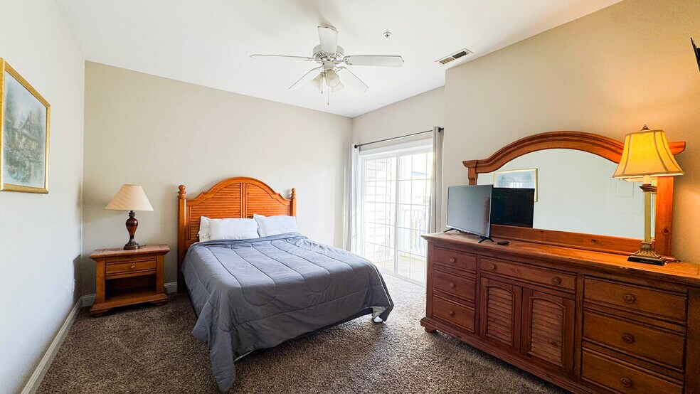 More Photos Of 5906-5908 Coastal Hwy, Ocean City Apartments For Sale
