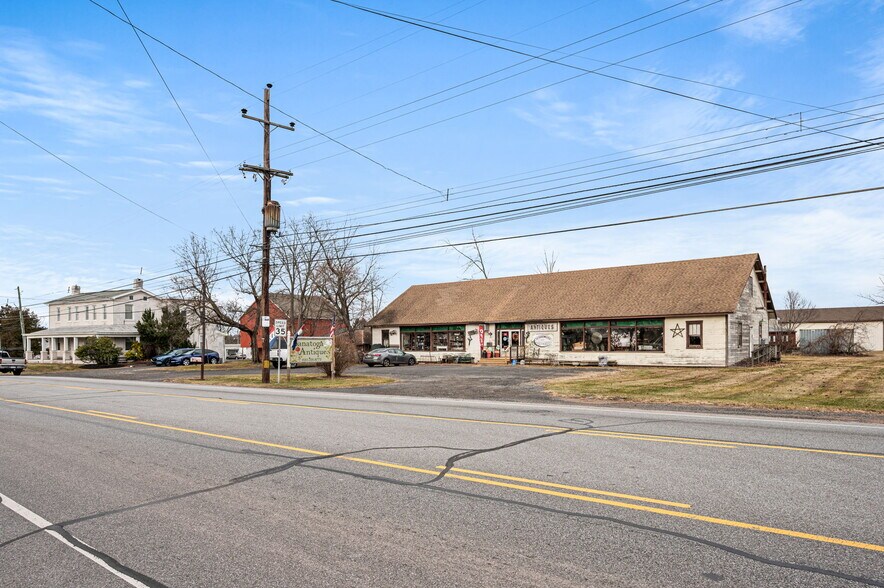 More Photos Of 2933 E High St, Pottstown General Retail For Sale