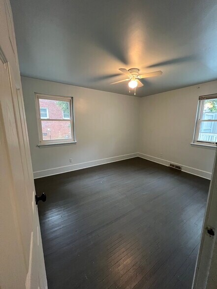 More Photos Of 3900 Miriam Dr, Charlotte Office For Lease