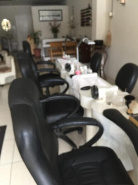 More Photos Of 13748 Center St, Carmel Valley Office Residential For Lease