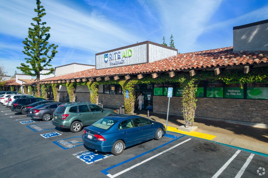 More Photos Of 5225 Canyon Crest Dr, Riverside Unknown For Lease