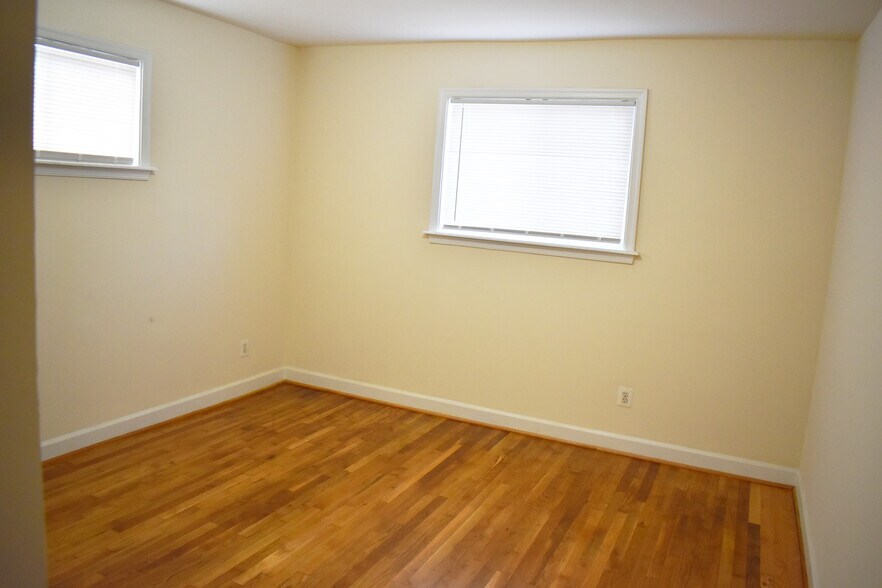 More Photos Of 3928 1st St SE, Washington Apartments For Sale