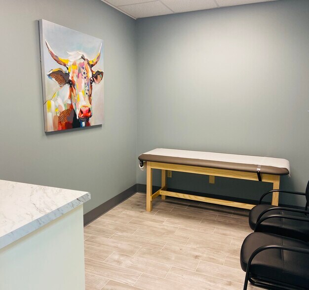 More Photos Of 109 Eureka St, Batesville Loft Creative Space For Lease