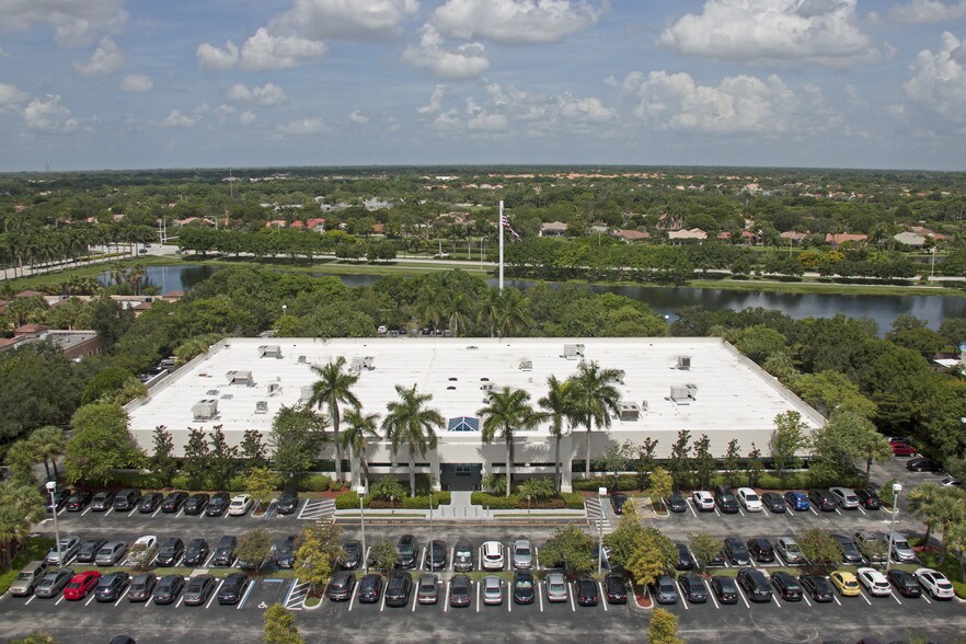 More Photos Of 1725 N Commerce Pky, Weston Office For Lease
