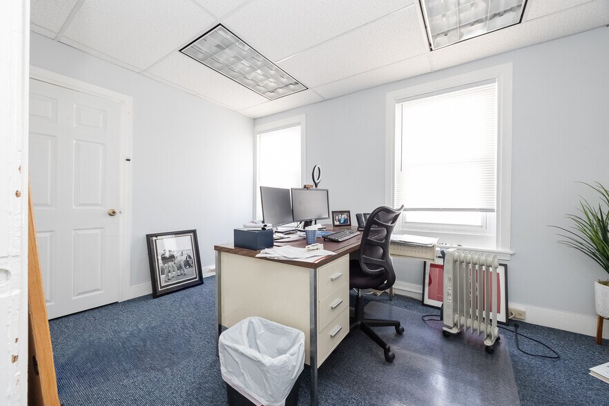 More Photos Of 67-73 Harry St, Conshohocken Office For Lease