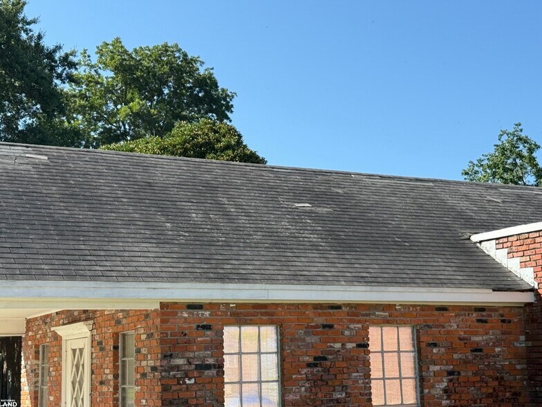 More Photos Of 201 Lee St, Tallulah Apartments For Sale