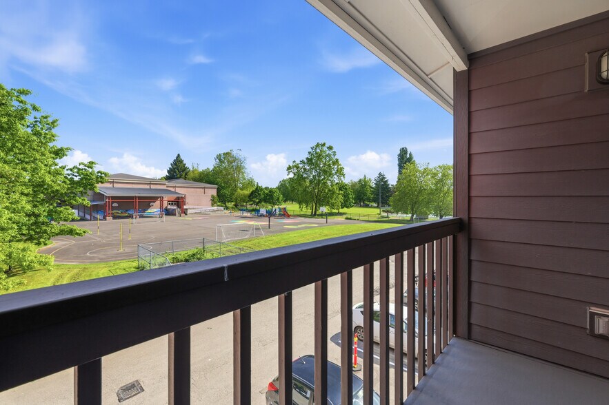 More Photos Of 4526 S Henderson St, Seattle Apartments For Sale