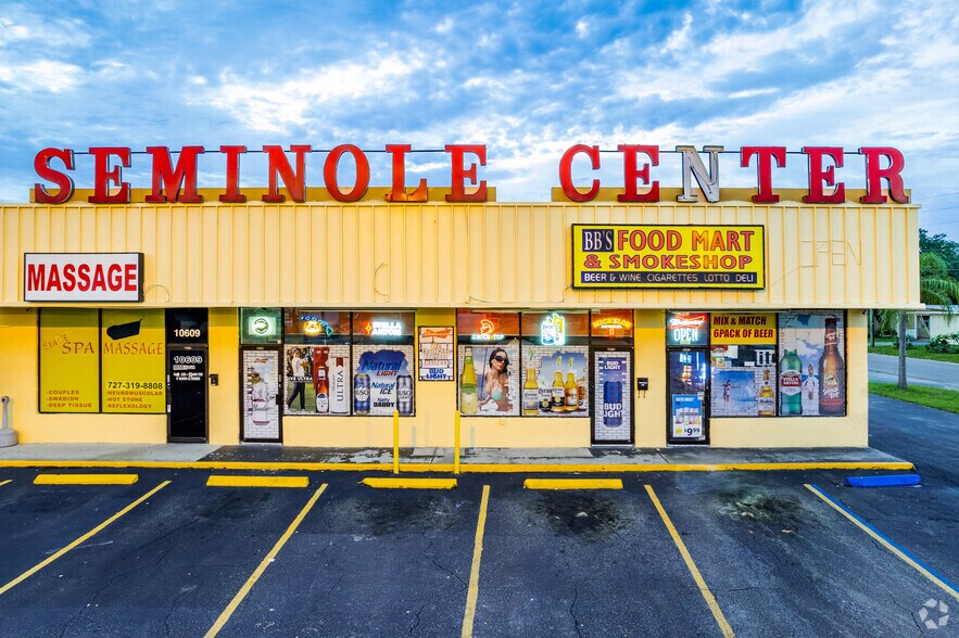 More Photos Of 10601-10641 117th Dr, Largo Restaurant For Lease
