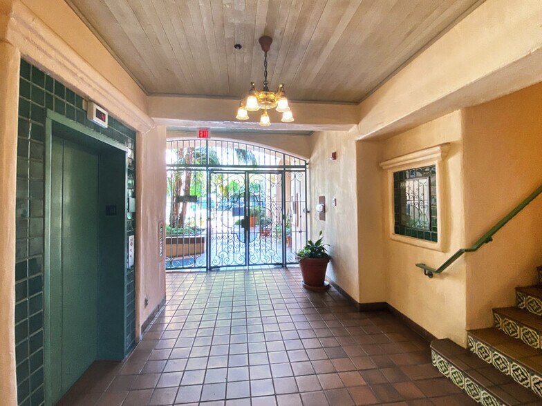 More Photos Of 1250 6th St, Santa Monica Office Residential For Lease