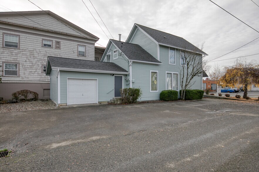 More Photos Of 208 N H St, Aberdeen Office For Sale
