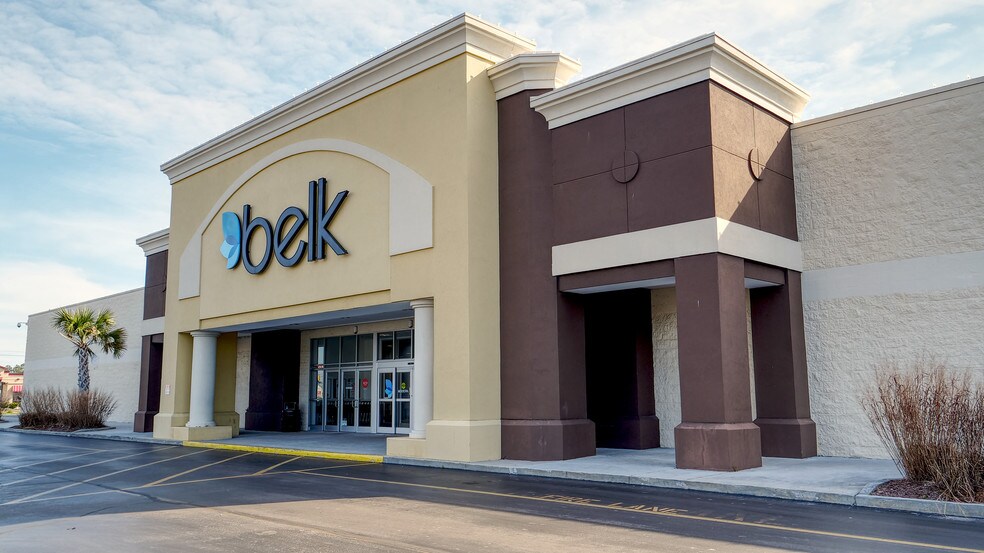 More Photos Of 5167 Highway 70 W, Morehead City General Retail For Lease