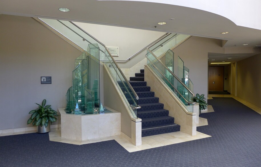 More Photos Of 5383 Hollister Ave, Santa Barbara Medical For Lease