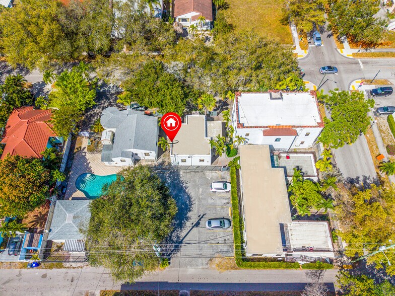 More Photos Of 2000 Monroe St, Hollywood Apartments For Sale