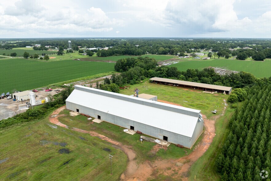 More Photos Of 501 E Sanborn Ave, Summerdale Industrial For Sale