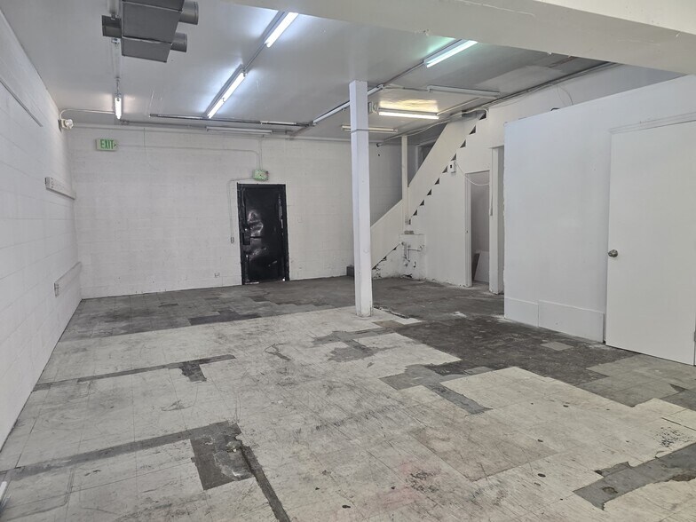 More Photos Of 224 E 2nd St, Calexico Storefront For Lease