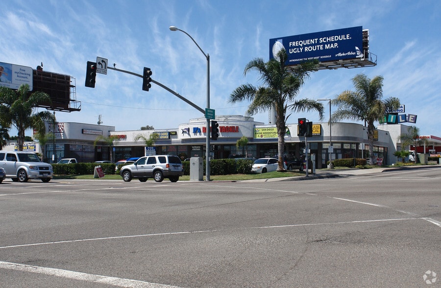 More Photos Of 4488 Convoy St, San Diego Unknown For Lease
