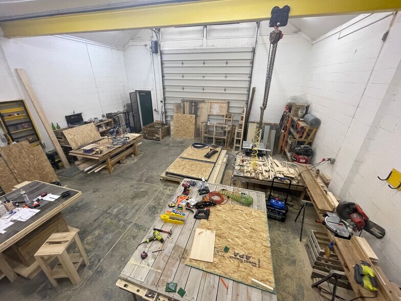 More Photos Of 375 Forest Ave, North Lima Flex For Sale