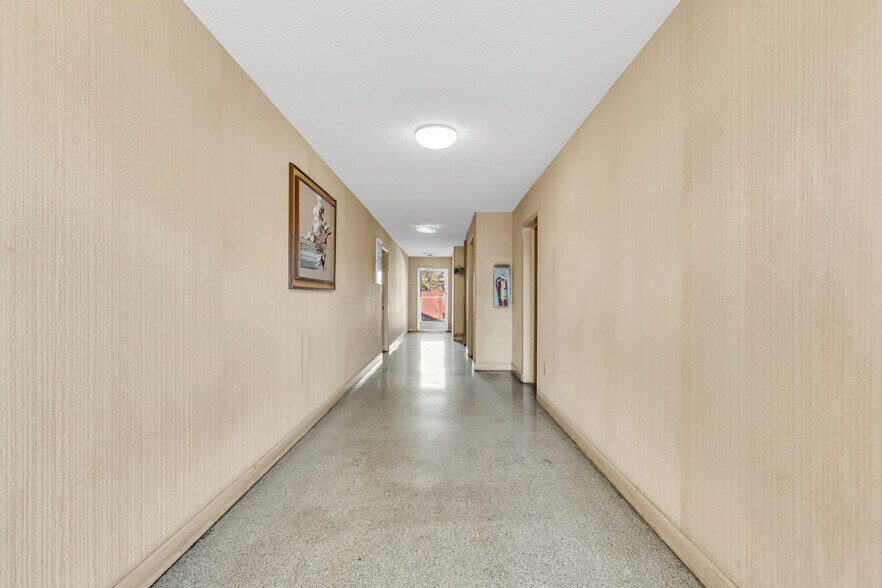 More Photos Of 2391 Arden Way, Sacramento Office For Sale