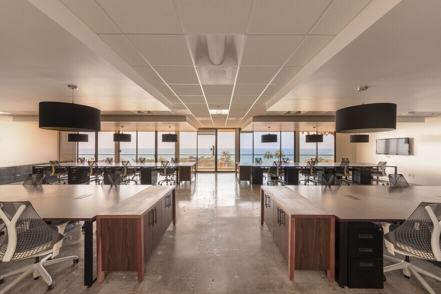 More Photos Of 22761 Pacific Coast Hwy, Malibu Office For Lease