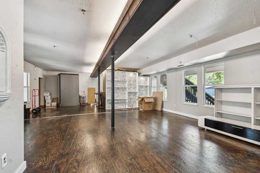 More Photos Of 454 Main St, Safety Harbor Storefront Retail Residential For Sale