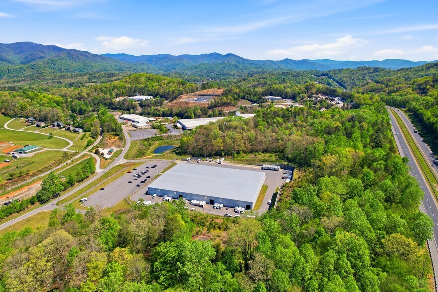 More Photos Of 1995 Route 19 S, Bryson City Warehouse For Sale