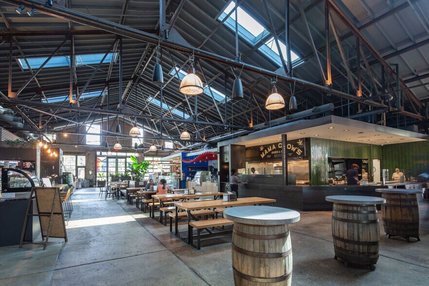 More Photos Of 500 E Davie St, Raleigh Restaurant For Lease