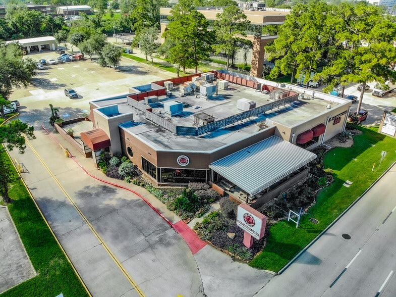Primary Photo Of 3301 Cypress Creek Pky, Houston Restaurant For Lease