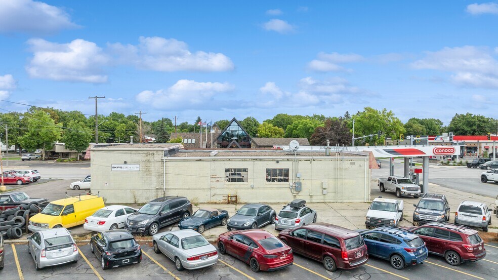 More Photos Of 196 3rd Avenue East N, Kalispell Service Station For Sale