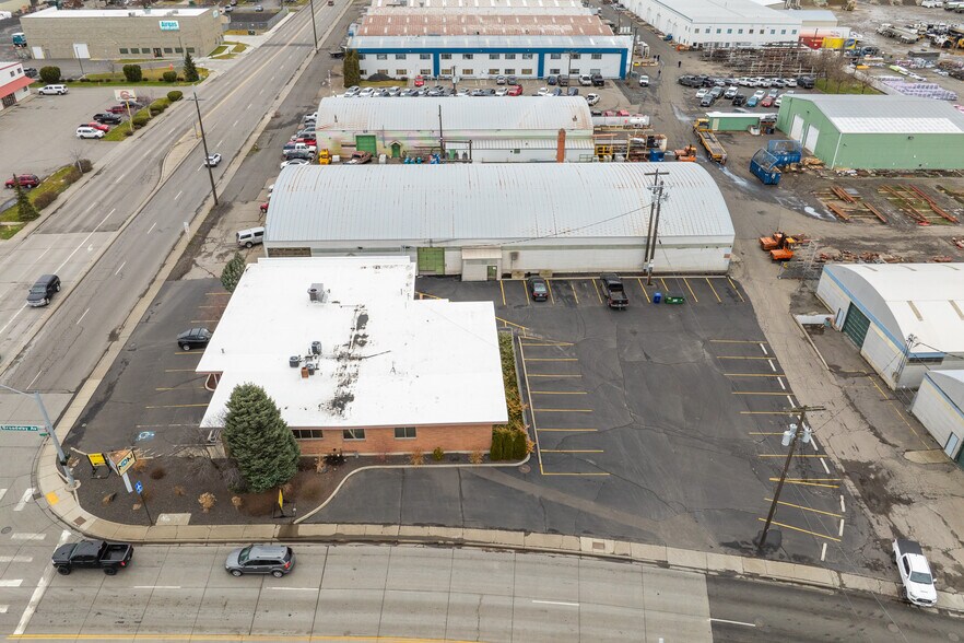 More Photos Of 802 N Fancher Rd, Spokane Valley Office For Lease