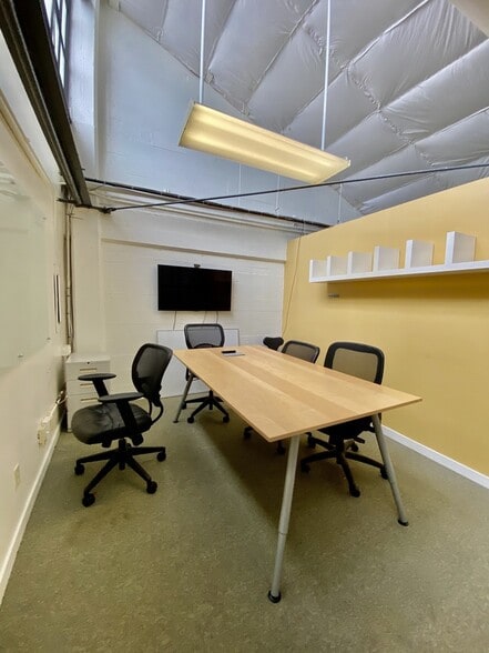 More Photos Of 1545-1555 Pacific Ave, San Francisco Storefront For Sale