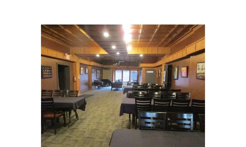 More Photos Of 331-333 E Washington St, New Castle Storefront Retail Office For Sale