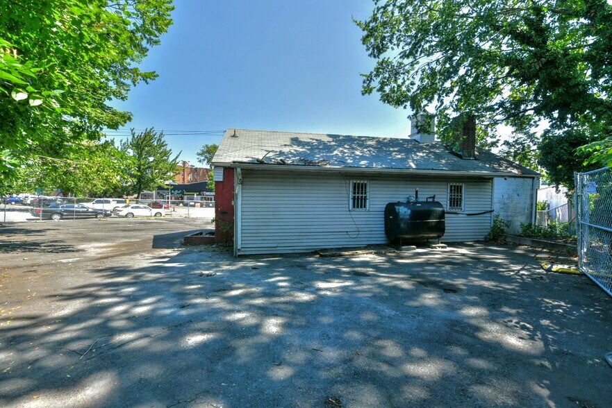 More Photos Of 1061-1065 Main Ave, Clifton Auto Repair For Sale