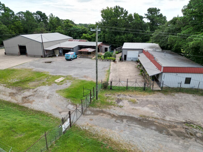 More Photos Of 4895 FM 850, Tyler Flex For Lease