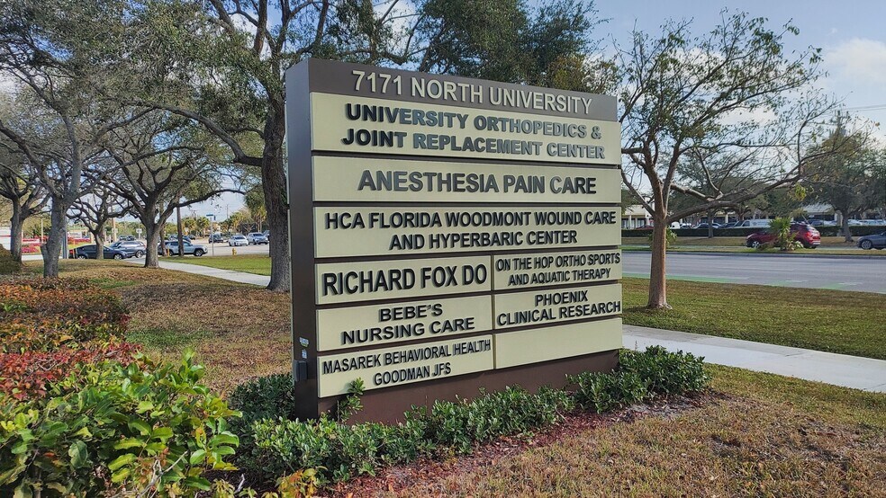 More Photos Of 7171 N University Dr, Tamarac Medical For Lease