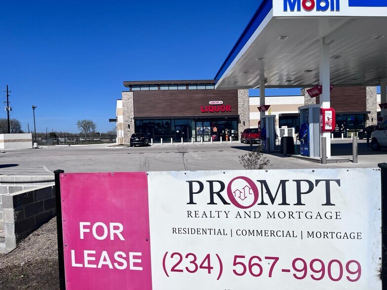 More Photos Of 14105 Highway 6, Rosharon Service Station For Lease