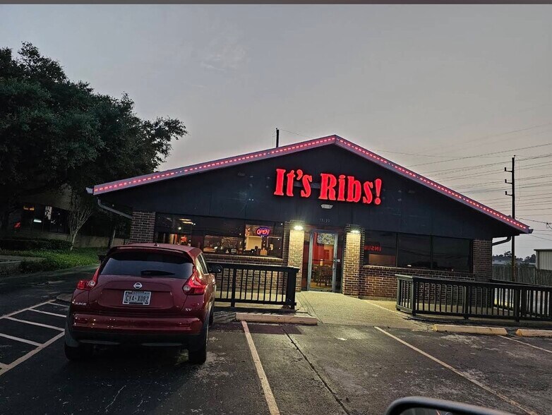 More Photos Of 11035 Jones Rd, Houston Fast Food For Sale