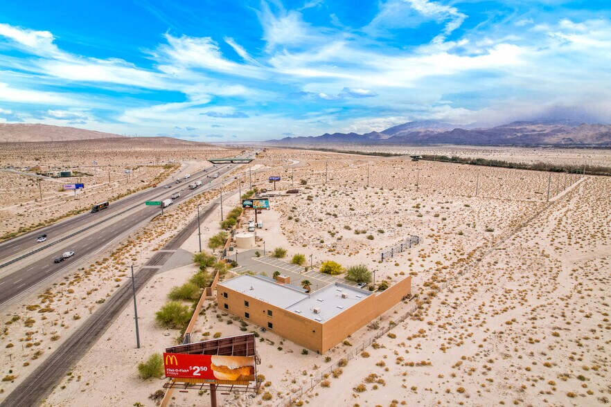 More Photos Of 3301 Micro Pl, Palm Springs Manufacturing For Lease