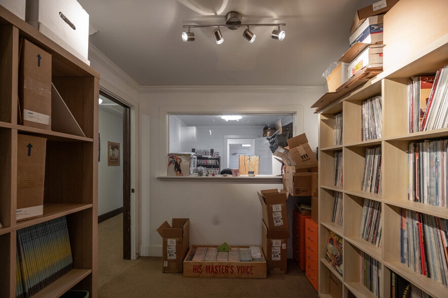 More Photos Of 110 N Churton St, Hillsborough Office For Sale