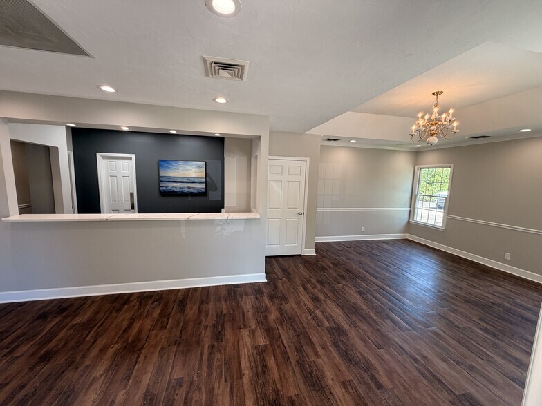 More Photos Of 2632 Mitcham Dr, Tallahassee Medical For Lease