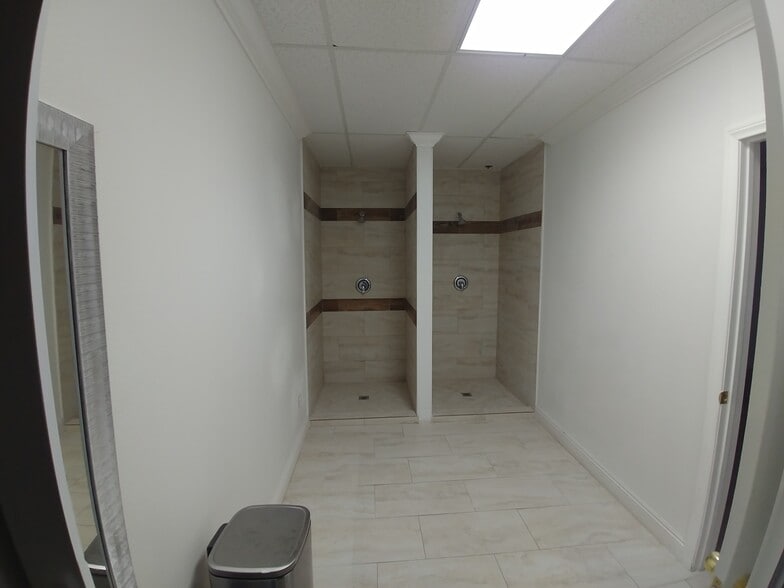 More Photos Of 6950 Via Olivero Ave, Las Vegas Office For Sale