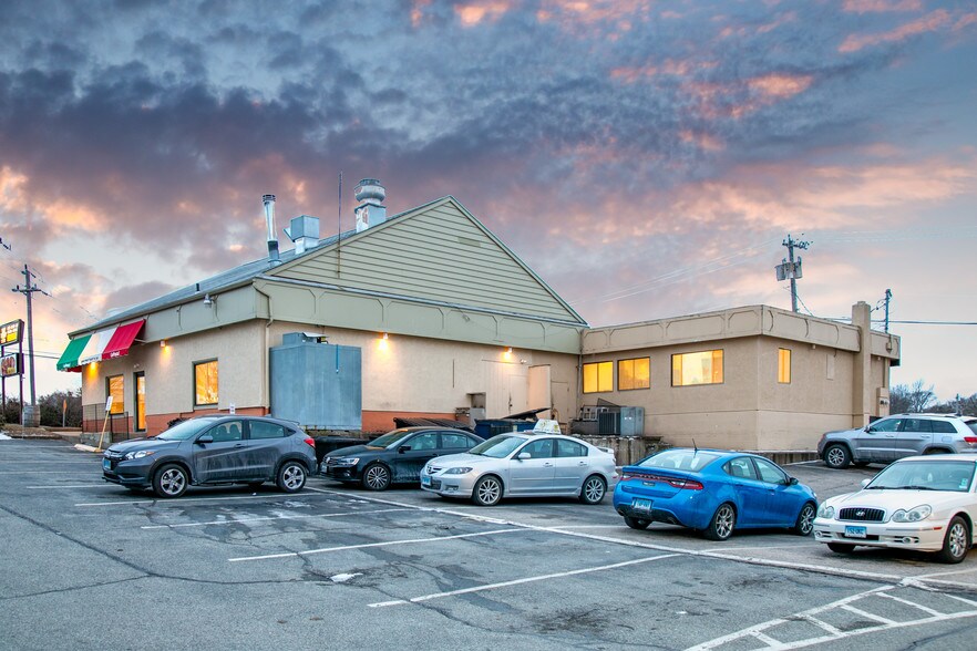 More Photos Of 26-28 Old Tower Hill Rd, Wakefield Restaurant For Sale