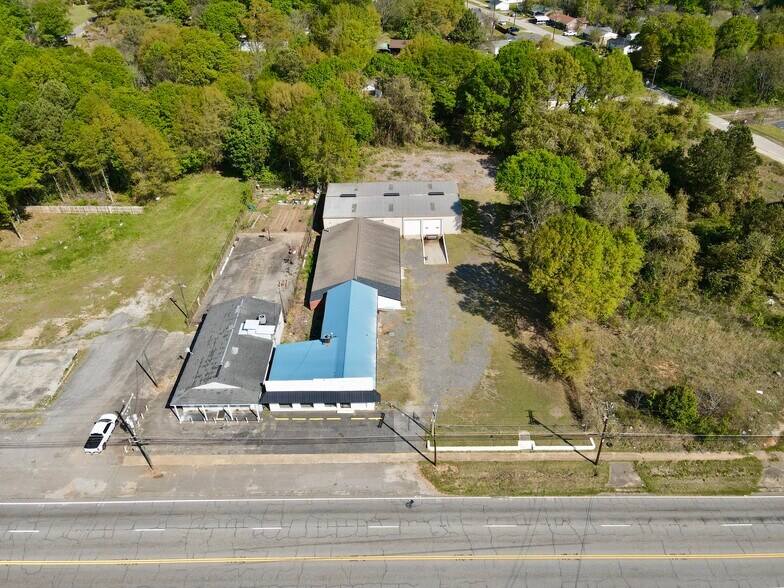 Primary Photo Of 329 E Shockley Ferry Rd, Anderson Light Distribution For Lease