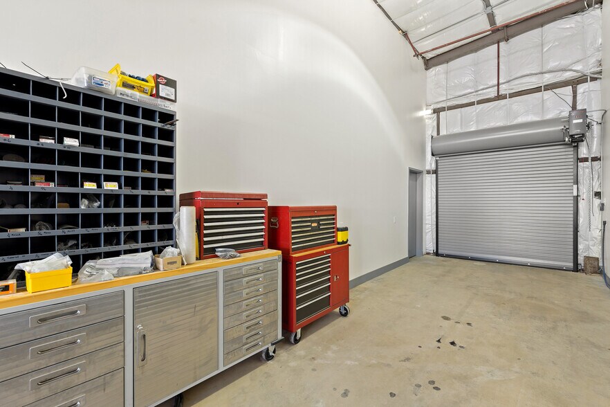 More Photos Of 101 Piper Ln, Spicewood Flex For Lease